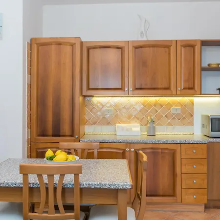 Apartment Il Borgo - Happy