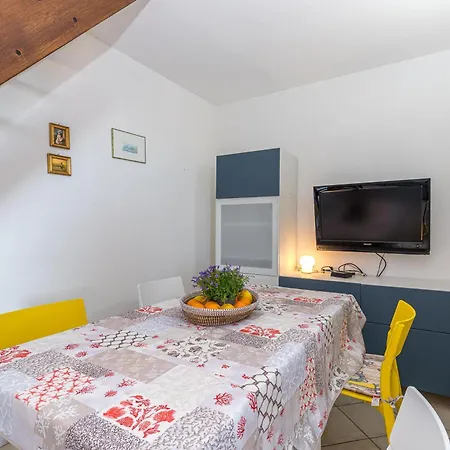 Il Borgo - Happy *